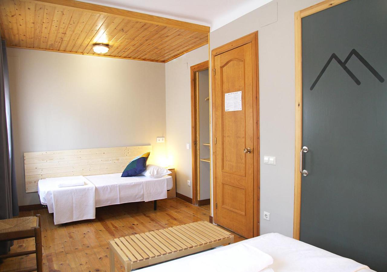 Hostal Fonda Prat Puigcerdà Buitenkant foto