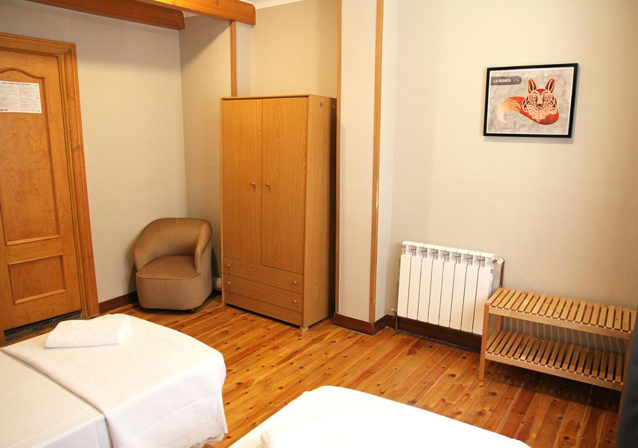 Hostal Fonda Prat Puigcerdà Buitenkant foto