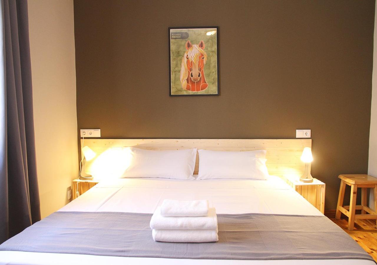 Hostal Fonda Prat Puigcerdà Buitenkant foto
