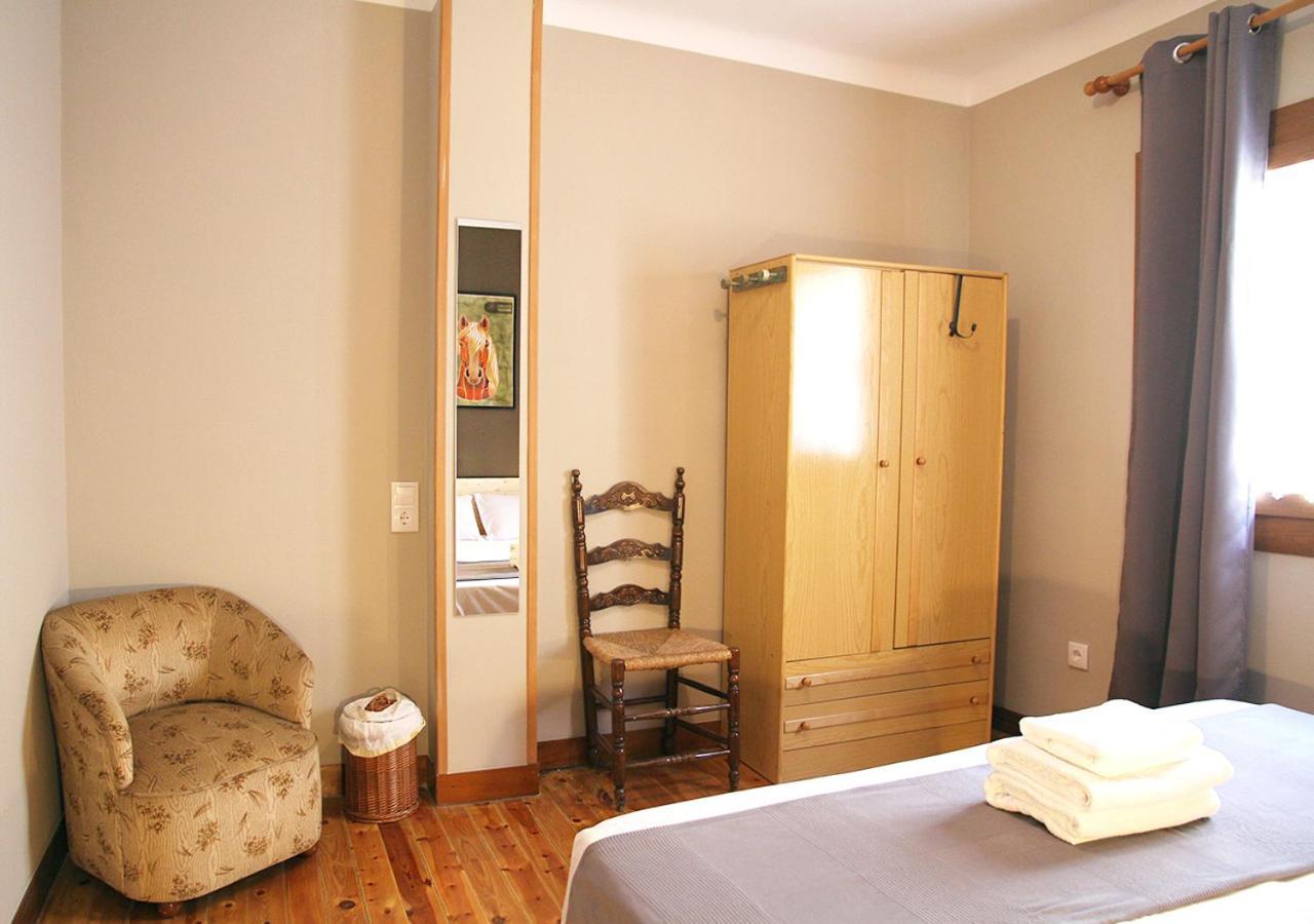 Hostal Fonda Prat Puigcerdà Buitenkant foto