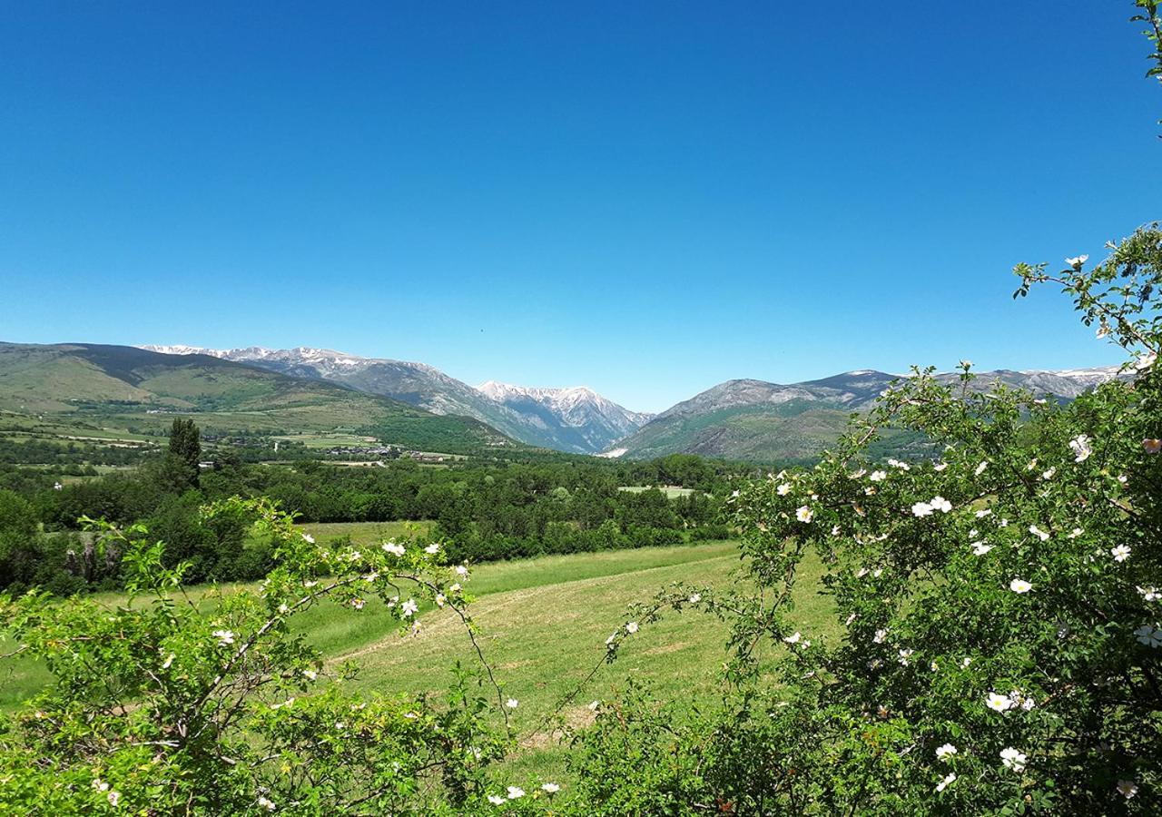 Hostal Fonda Prat Puigcerdà Buitenkant foto